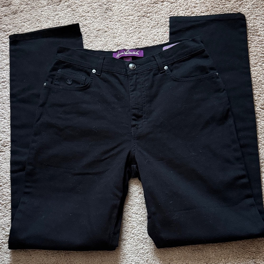 Gloria Vanderbilt Amanda Black Straight Leg Cigarette Jeans Size 6